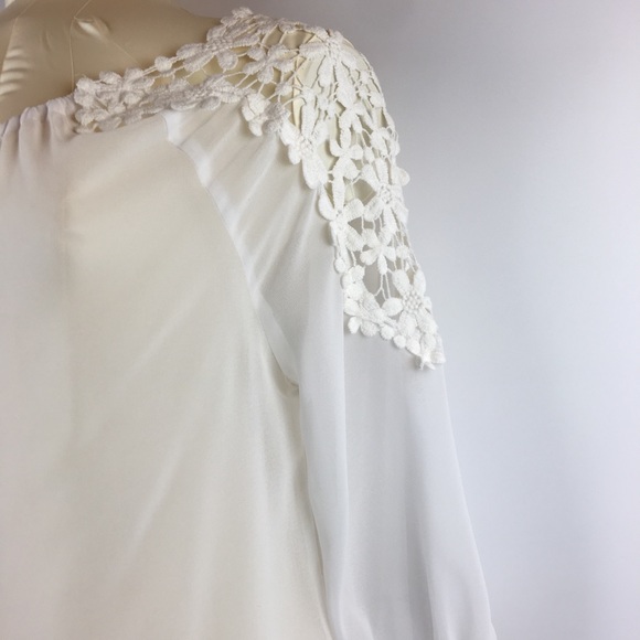 Christin Michaels White Blouse - Picture 2 of 6